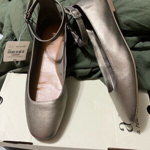 a.n.a Women's Metallic Ankle Strap Flats